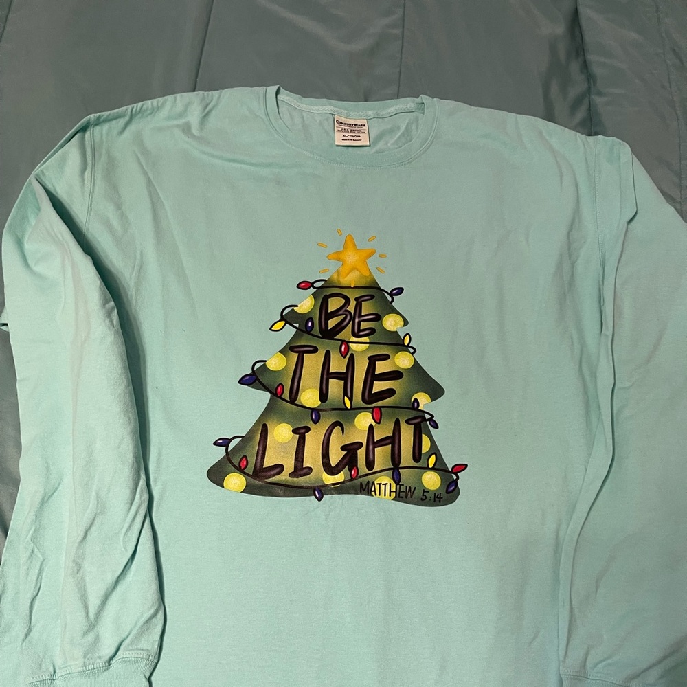 New. Unisex Comfort Color long sleeve Christmas t-shirt. Sz XL